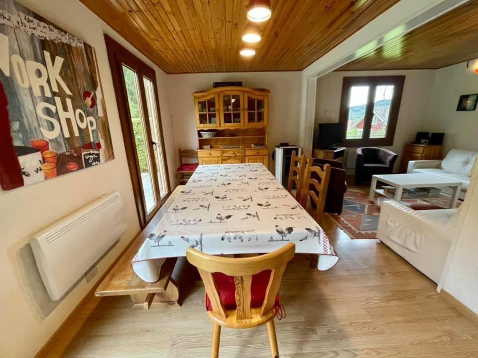 Le Bois Joli Chalet 4 Etoiles Cledicihome Cadre Paisible En Lisiere De Foret เฌราร์แมร์ ห้อง รูปภาพ